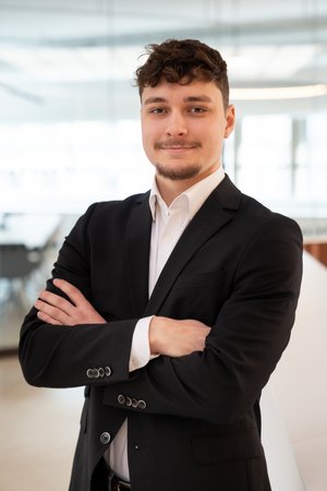 Portrait_ICT-Harald_Tauderer__12_von_29_