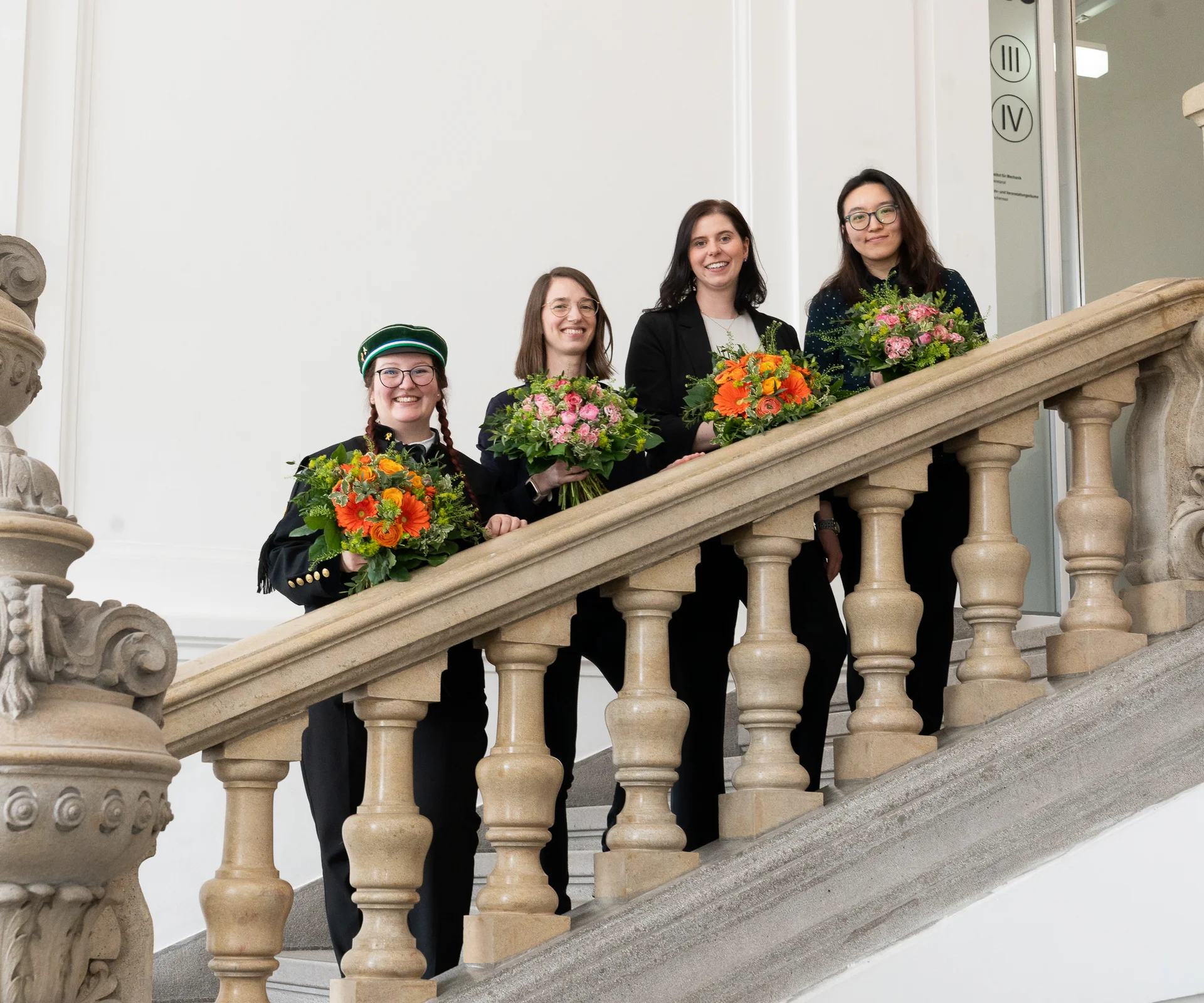 Die Preisträgerinnen des Wissenschaftspreises für Montanistinnen 2025: v.l.n.r. Elena Dvorak, BSc.(Kategorie Bakkalaureat), Mag. Dr. Alice Lassnig (Kategorie Postdoc) vom , Dipl.-Ing. Magdalena Kirchmair (Kategorie Master) und Xiangyun Shi, MSc. (Kategorie Praedoc). Foto: © MUL/Tauderer