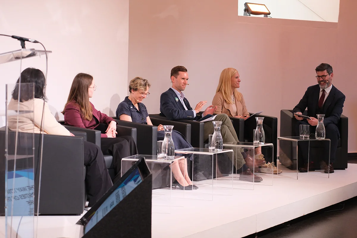 Dr. Susanne Feiel (Zweite von rechts) nahm an der Podiumsdiskussion im Wiener Museumsquartier teil. Foto: © USTP/Tabea Bender