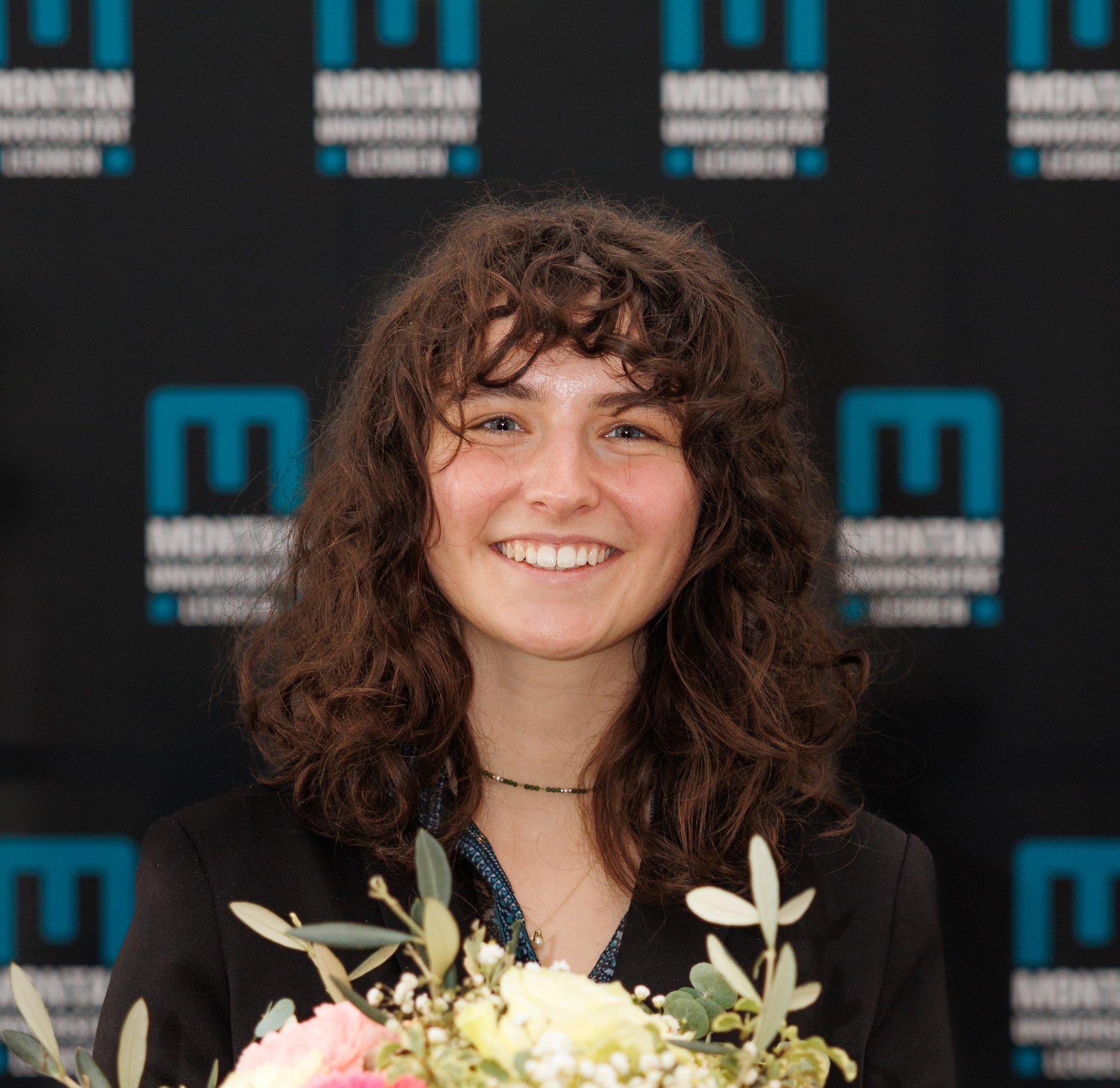 Antonia Siebenbrunner bei der Verleihung des Wissenschaftspreises für Montanistinnen im Jahr 2024. Sie erhielt die Auszeichnung für ihre hervorragende Bachelorarbeit. Foto: © MUL