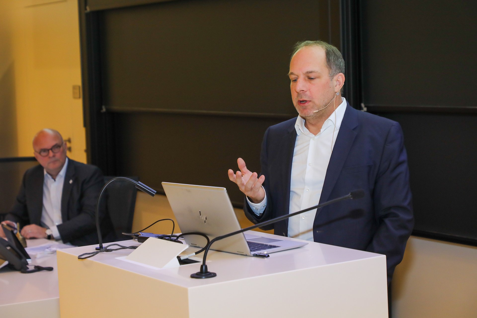 Dipl.-Ing. Roland Starke vom BMK hielt einen Vortrag zum Thema Aushubverordnung. Foto: © MUL/Lehrstuhl für Subsurface Engineering