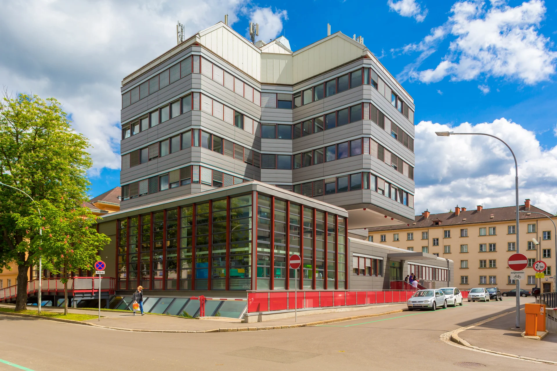 Das Zentrum für Kunststofftechnik. Foto: © MUL/Armin Russold