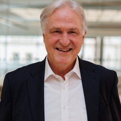 Eine Abbildung von Rektor Peter Moser