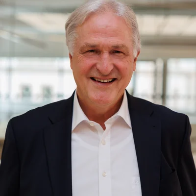Eine Abbildung von Rektor Peter Moser