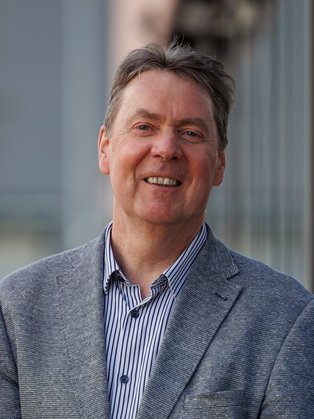 Portrait Oscar Paris