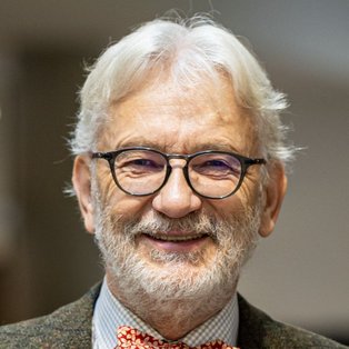 Prof. Clemens Holzer, Montanuniversität Leoben
© Mischitz GmbH Michael Mischitz Holzer_Clemens_20251203_AM_Connect_Villach_Fotograf_Michael_Mischitz