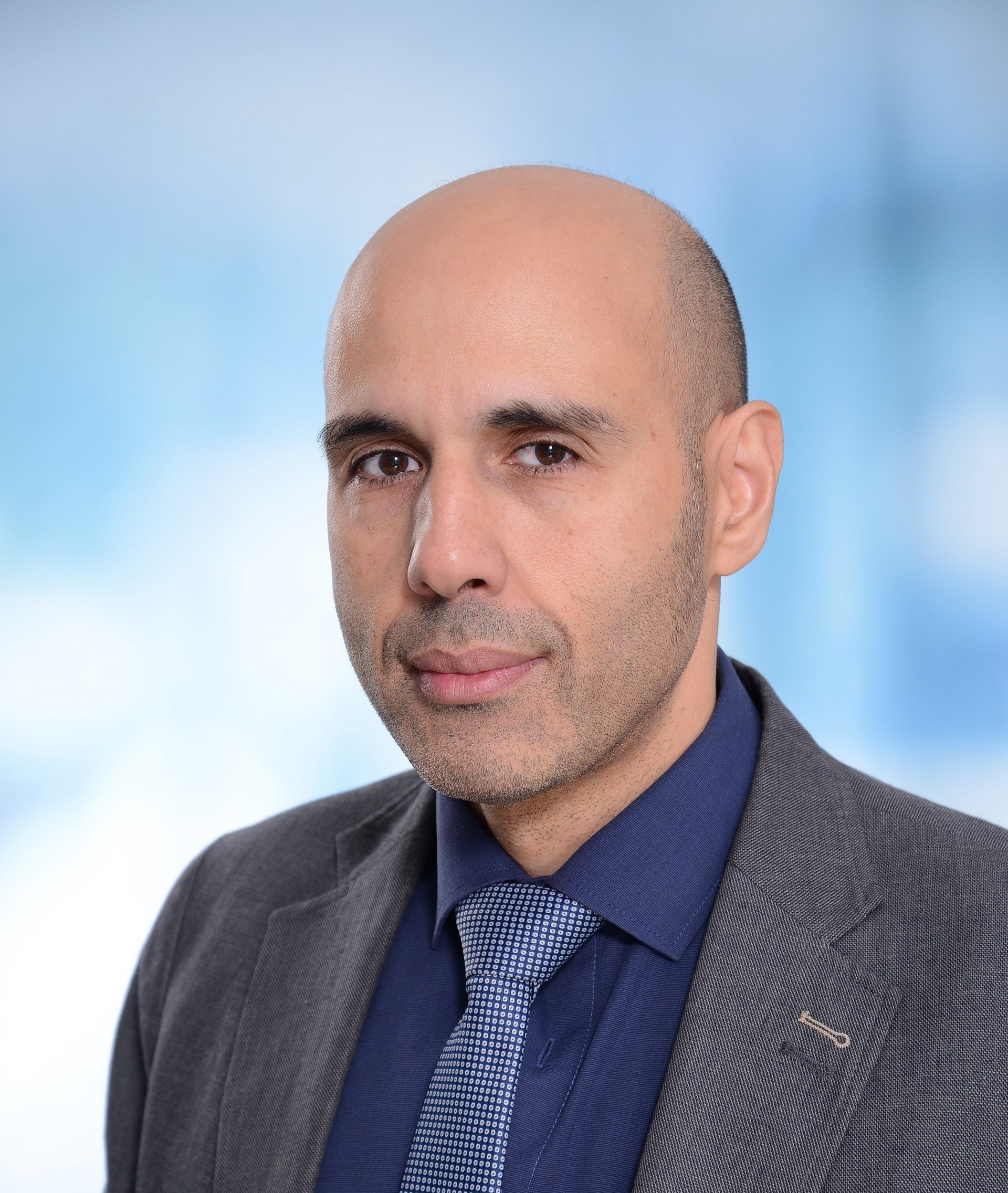 Porträtfoto von Univ.-Prof. Dr. Abdellah Kharicha.