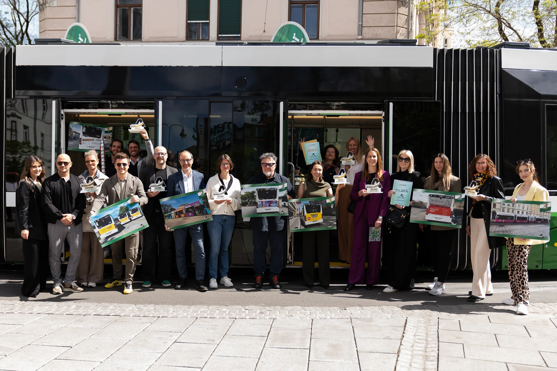 Alle Gewinner des diesjährigen Transport Media Awards. Foto: © MUL/Tauderer