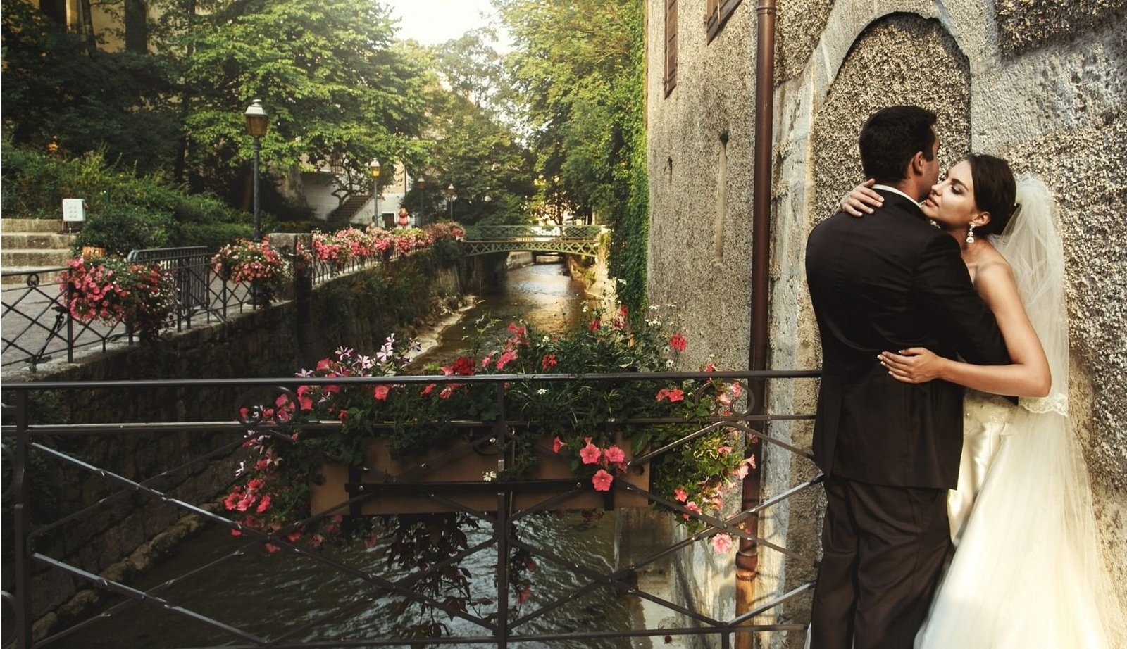 What a romantic background: Getting married in France WeddingsinFrance