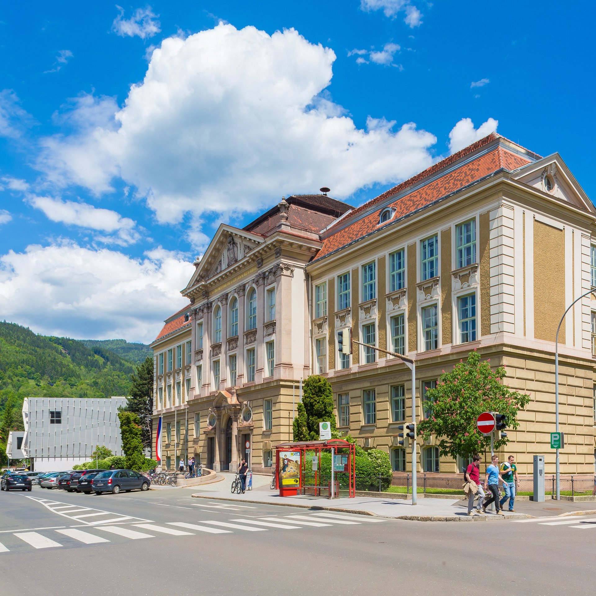 Sujetfoto Hauptgebäude