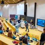 Schüler im Hörsaal der Montanuniversität, TU Leoben.