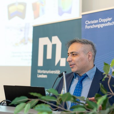 Der Leiter des neuen CD-Labors Priv.-Doz. Dr. Ebrahim Karimi Sibaki. Foto: © MUL/Tauderer.