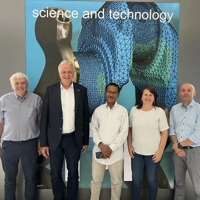 Dr. Reinhard Sachsenhofer, Rektor Peter Moser, Dr. Mirtus Hagos, Dr. Monika Strasser und Dr. Michael Tost (v. l. nach r.) besprachen eine mögliche Kooperation zwischen der Montanuniversität Leoben und der Mekelle University in Tigray, Äthiopien. Foto: © MUL