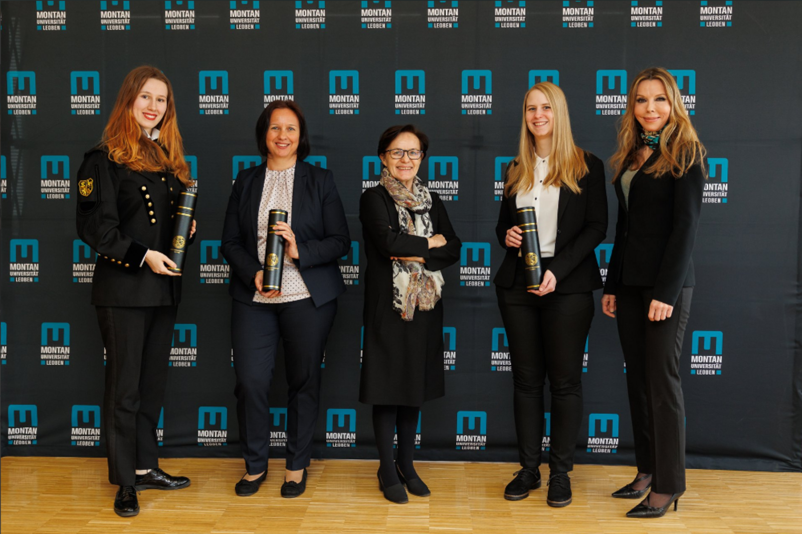 Bei der Preisverleihung am 8. März v.l.: Dipl.-Ing. Johanna Byloff, Priv.-Doz. Dr. Nina Schalk, Vizerektorin Dr. Martha Mühlburger, Dipl.-Ing. Gloria Graf, Dr. Eva Wegerer 1